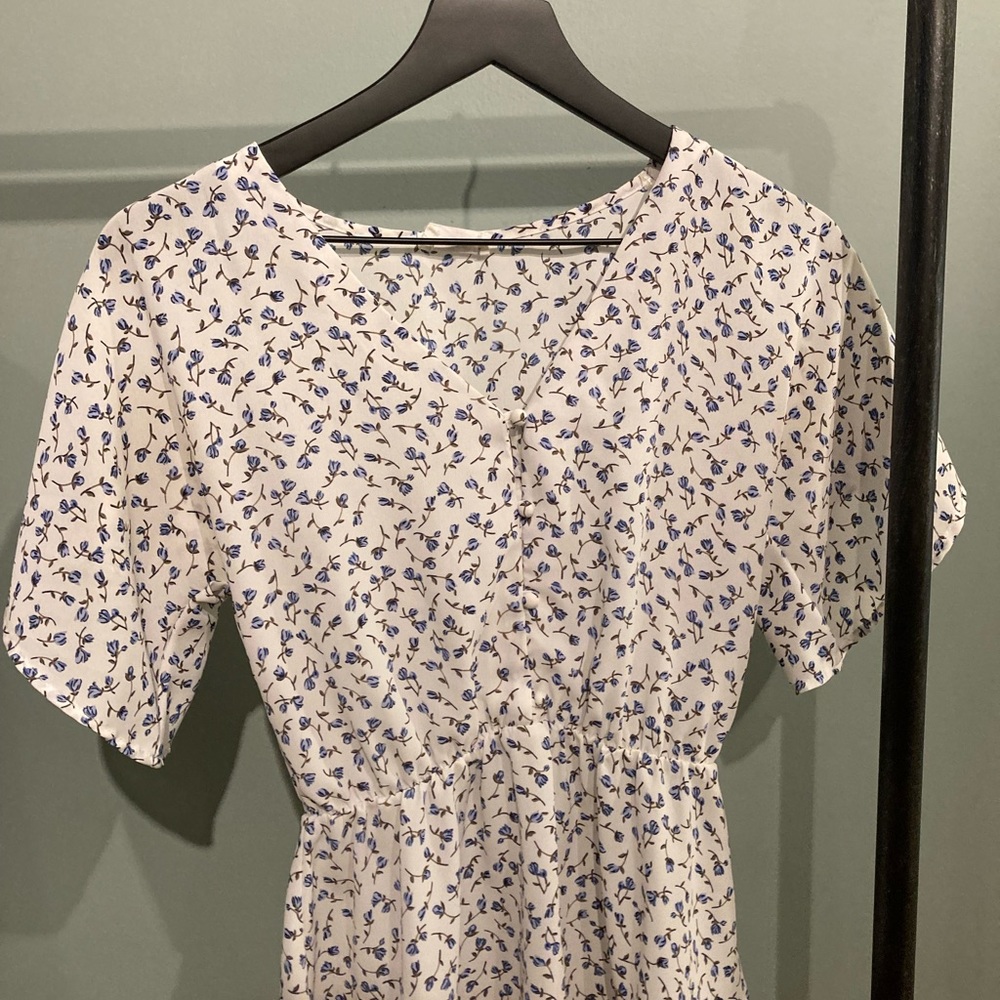 Floral top